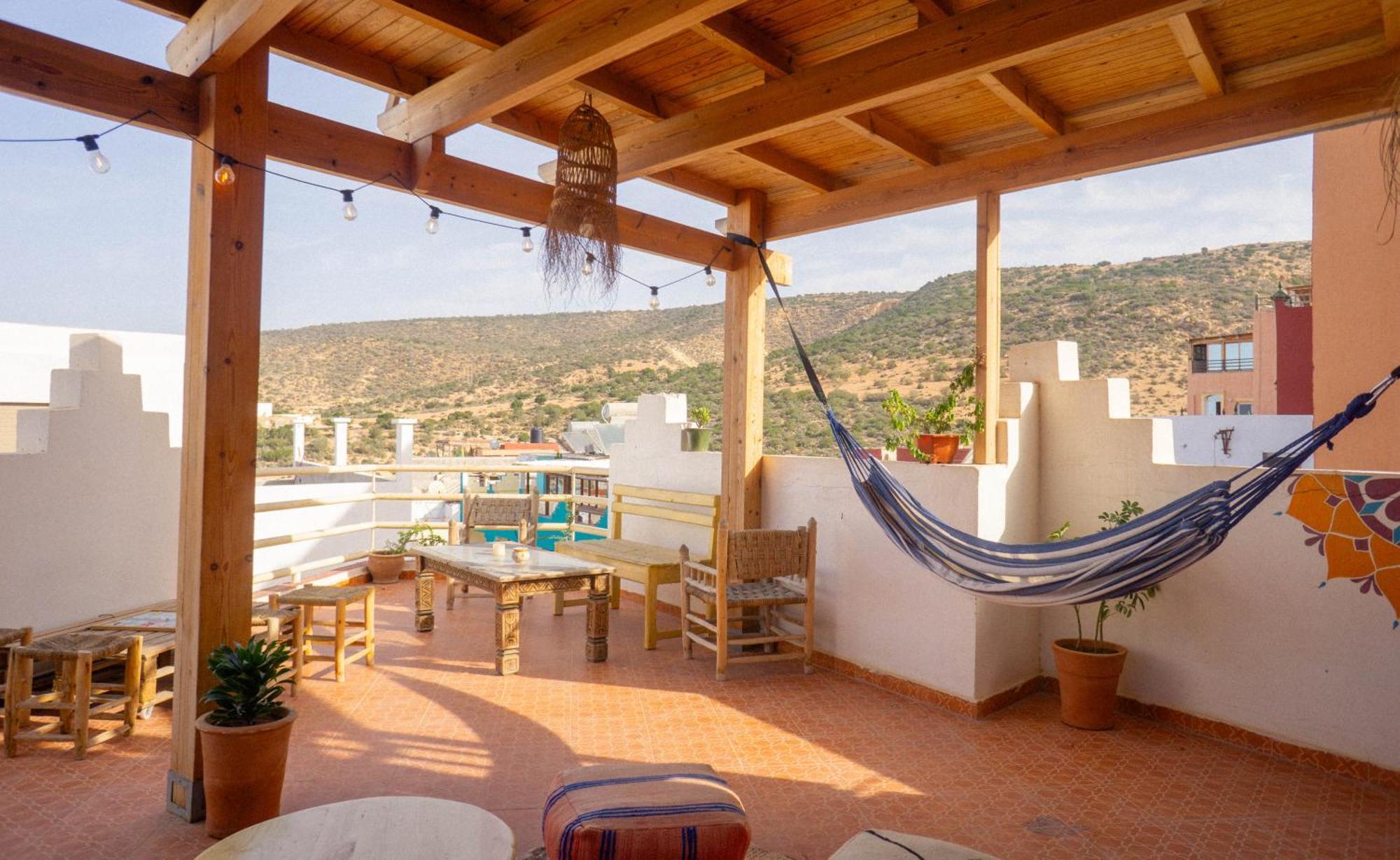 Хостел Arima Surf House Tamraght Экстерьер фото